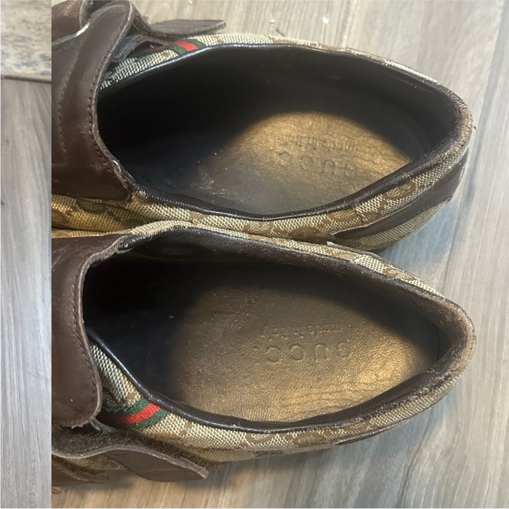 Gucci Brown and Tan Monogram Sneakers - Picture 5 of 9